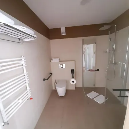 Hotel Centrum Misji Afrykanskich - Centrum Hotelowo-konferencyjne Borzecin Duzy