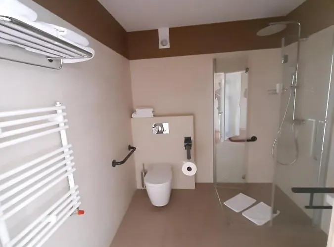 Hotel Centrum Misji Afrykańskich - Centrum Hotelowo-konferencyjne Borzecin Duzy