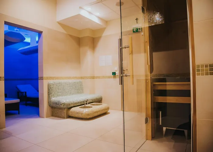 Hotel Centrum Misji Afrykańskich - Centrum Hotelowo-konferencyjne *